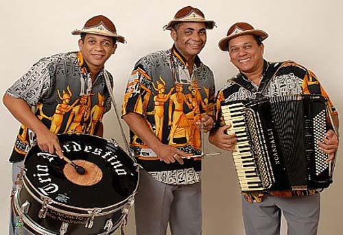 Trio Nordestino luta para manter tradição familiar do forró pé-de-serra