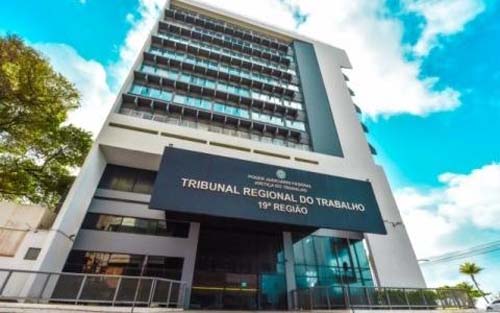 Justiça do Trabalho em AL mantém obrigatoriedade do uso de máscara em todas unidades