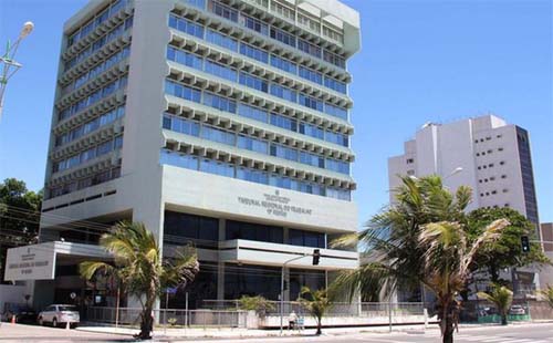 TRT/AL lança edital de concurso público para cargos de nível médio e superior