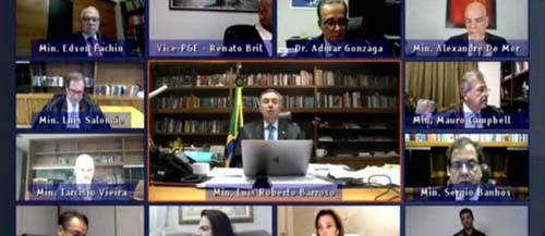 TSE arquiva duas ações que pediam cassação de Bolsonaro