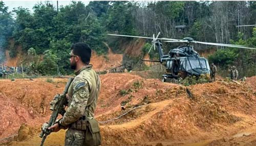 Polícia Federal Destrói Minas de Garimpo Ilegal e Resgata Trabalhadores em Condições Análogas à Escravidão no Amazonas