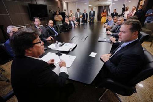 Governo de Alagoas e Tribunal de Justiça firmam acordo para criação da Guarda Judiciária