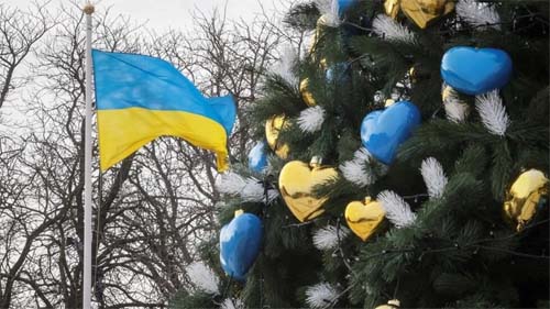 Para se distanciar de tradições russas, Ucrânia celebra Natal em 25 de dezembro pela primeira vez