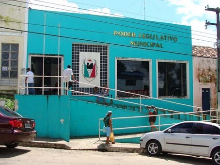 Que prédio público de União dos Palmares você gostaria de ver pintado de preto?