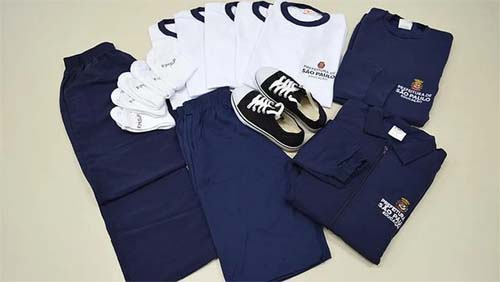 Governo veta projeto de lei que obriga estados e municípios a fornecer uniforme escolar aos alunos de escolas públicas