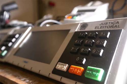 Em decisão inédita, servidores do Judiciário declaram apoio a Lula