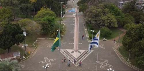 Uruguai aprova incentivos fiscais para comércio na fronteira com o Brasil a partir de dezembro