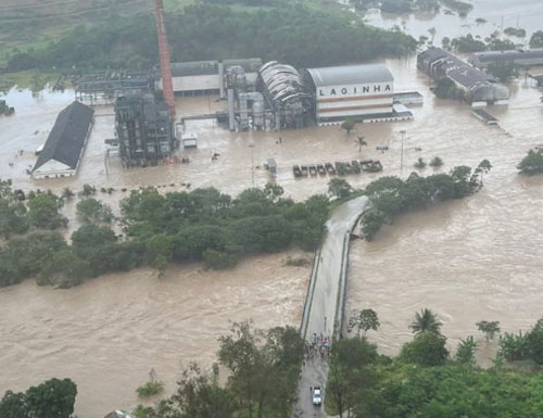Em União dos Palmares, usina Lajinha fica submersa após Rio Mundaú transbordar; veja