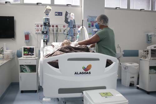Com 93% dos leitos de UTI ocupados, Alagoas se aproxima de colapso hospitalar