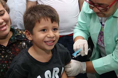 Brasil tem 10,2 mil casos de sarampo e corre risco de perder certificado de erradicação