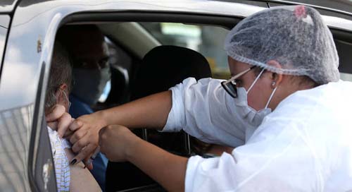 País chega a 14 milhões de pessoas vacinadas com 1ª dose contra covid