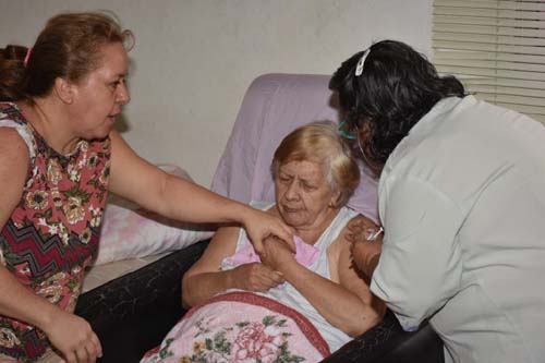 Influenza: vacinação de acamados pode ser agendada