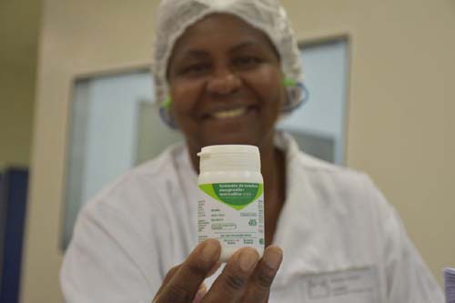 Fiocruz vai produzir antirretroviral para o SUS em agosto