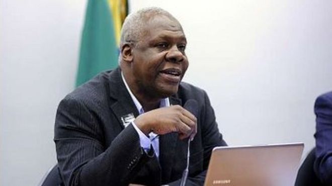 Frente democrática no Brasil não pode deixar de lado o problema do racismo, diz pesquisador