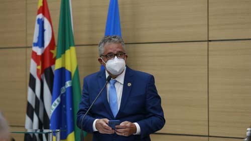 Prefeito de Guarujá é preso em operação da Polícia Federal
