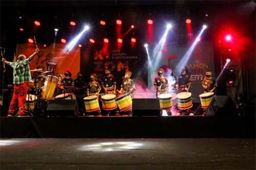 Vamos Subir a Serra divulga programação cultural do espaço Kizomba na Praça Multieventos