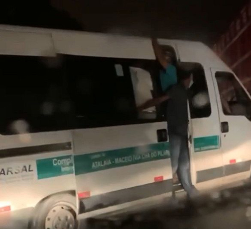 Arsal suspende van de transporte complementar após vídeo registrar superlotação