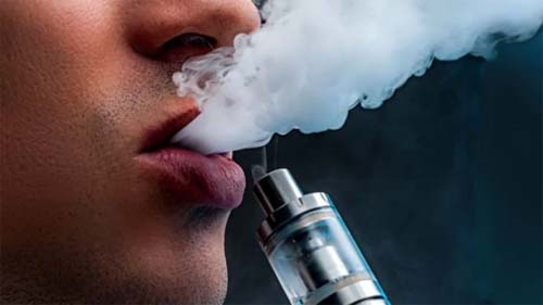 Médicos se preocupam com sucesso do vape entre jovens