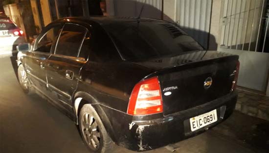 Suspeitos de roubo à academia caem em ribanceira; um é preso e outro morto