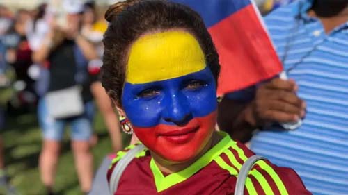 Opositores de Maduro deixam embaixada da Argentina na Venezuela e chegam aos EUA