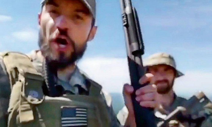 Simpatizante de Trump viraliza nas redes sociais ao manifestar apoio à candidatura de Jair Bolsonaro