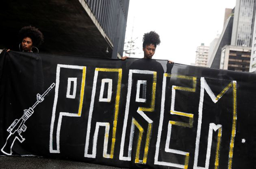 Mortes por arma de fogo subiram 39% em 10 anos, mostra Atlas da Violência