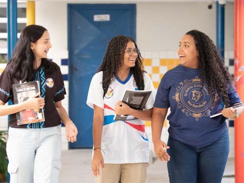 Mais de 175 mil estudantes da Rede Estadual voltam às aulas nesta terça-feira (2)