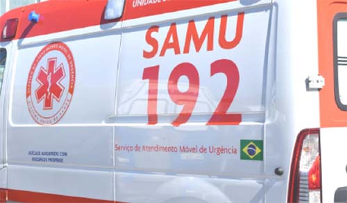 Homem Fica Ferido Após Colisão Entre Carro e Moto no Centro de Murici