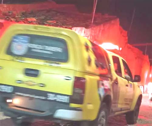 Jovem desmaia após ser agredida pelo tio no bairro Santos Dumont, em Maceió