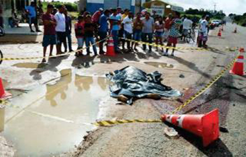 Jovem é esmagado por carreta em Limoeiro de Anadia