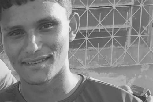 Jovem é morto a tiros quando se encontrava em bar na cidade de Colonia Leopoldina