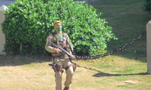 Entenda o episódio envolvendo PM que surtou e foi baleado na Bahia