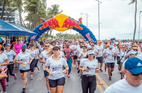 Com o apoio da Prefeitura, corrida solidária Wings For Life movimenta orla de Maceió