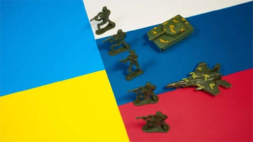 Sanções internacionais reduzem importações e enfraquecem setor militar da Rússia