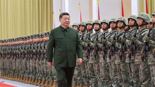 China envia oficiais para estudar táticas russas e tem mais de 200 mercenários na guerra, dizem autoridades ocidentais