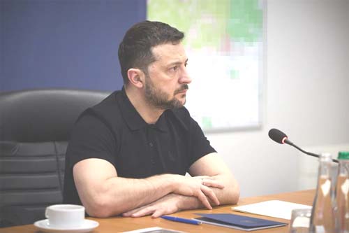 Zelensky cobra explicações após captura de soldados chineses lutando com tropas russas