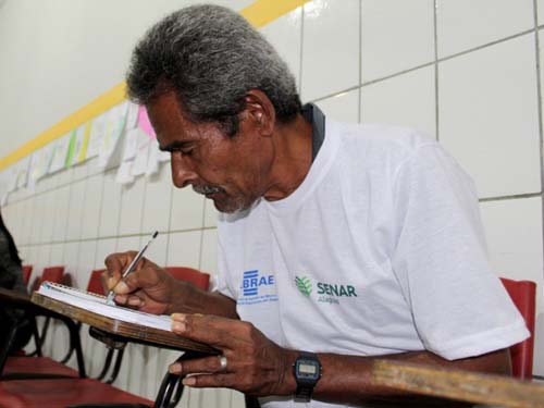 O poder da Educação: Parceria garante alfabetização de 375 trabalhadores rurais